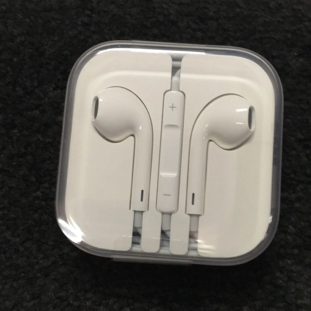 New Apple ear buds